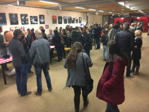 In zwei Stunden um die Welt - Viele Interessierte Schülerinnen, Schüler und Eltern besuchten die Veranstaltung