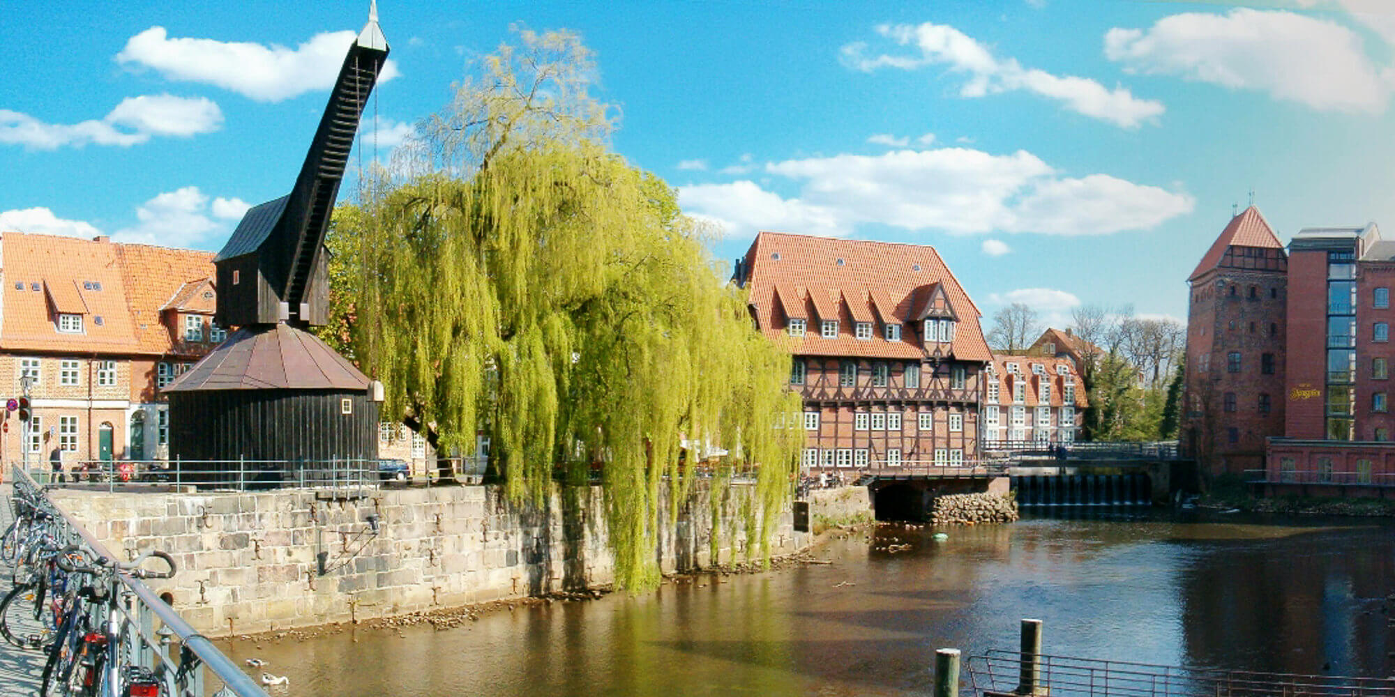 Banner - Erdkunde-Exkursion nach Lüneburg 2019 (Quelle: Flor!an, Sint Lüneburg, Zugeschnitten von Gymnasium Hittfeld, CC BY-SA 3.0)