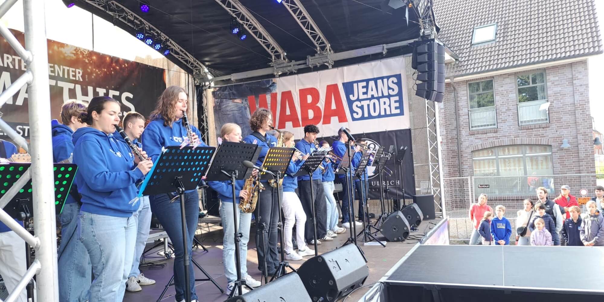 Beitragsbild - Tröt beim Hittfelder Dorffest 2025